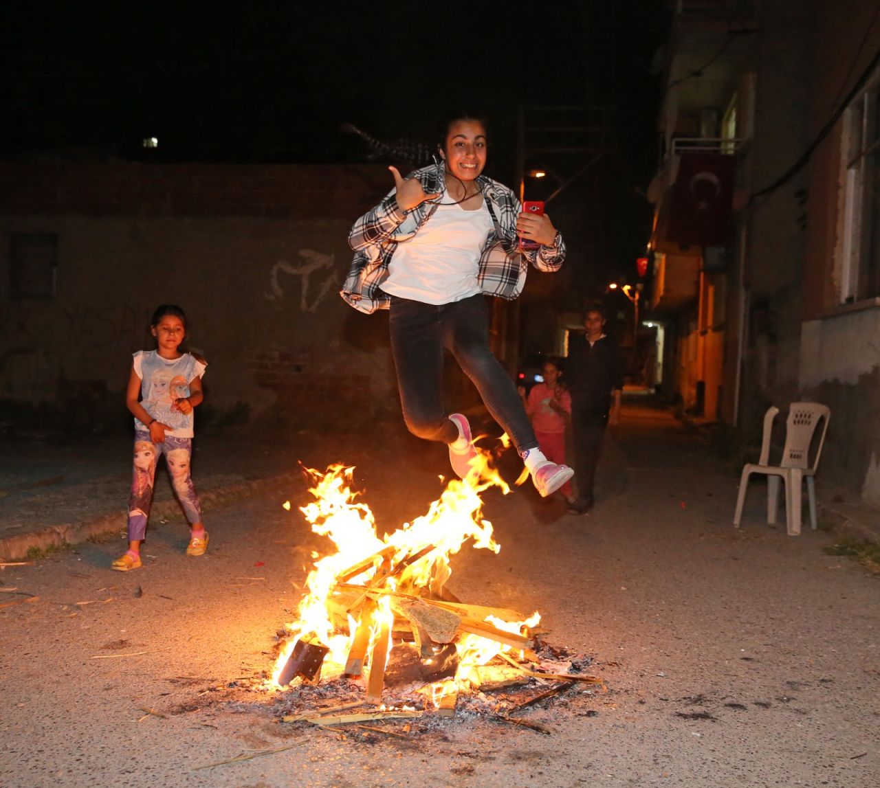 Hıdırellez'in bereketi Karşıyaka'da şenlikle kutlanacak