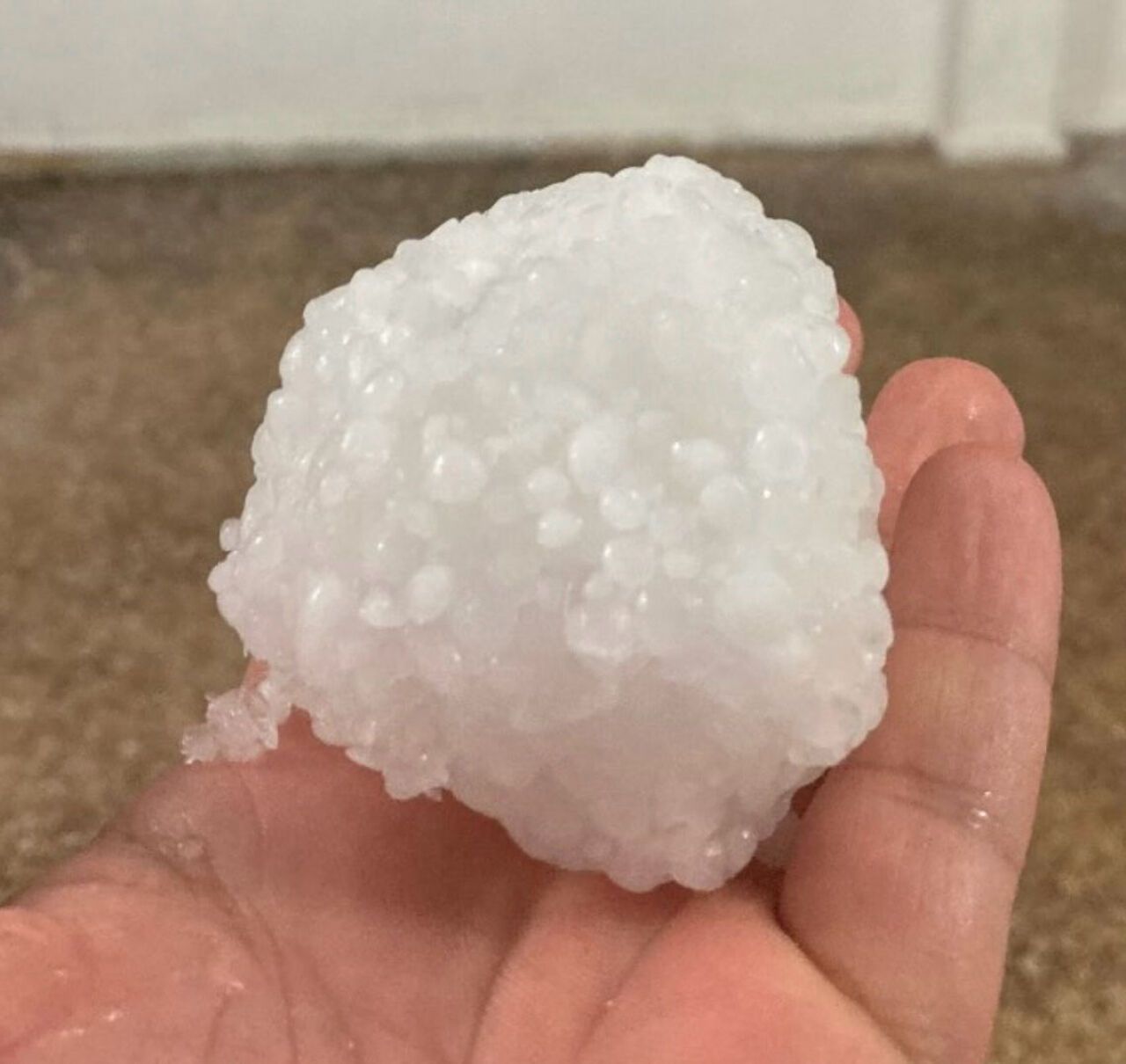 İzmir'i yağmur ve dolu vurdu: Belediyeden kritik uyarı!