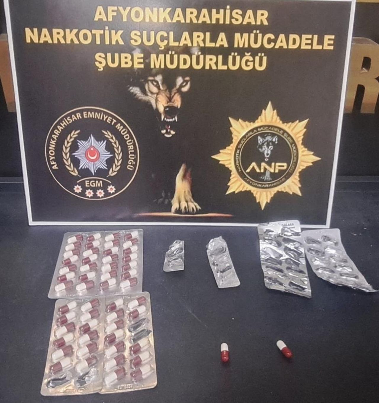 Eş zamanlı uyuşturucu baskını: Ele geçirilenler pes dedirtti