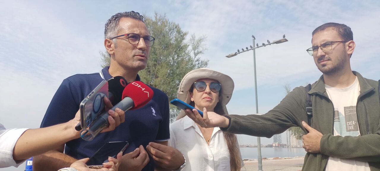 Türkiye'de ilk: İzmir'de toplanan atıklar fidan olarak dönecek