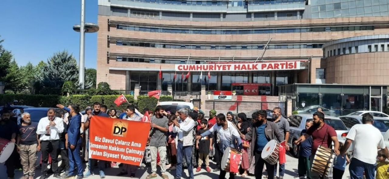 CHP Genel Merkezi Önünde protesto