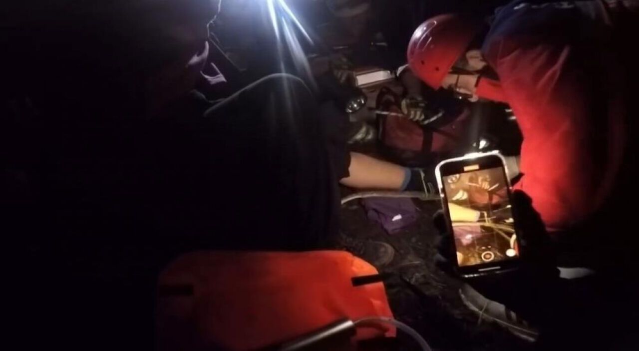 İzmir'de filmleri aratmayan kurtarma operasyonu: 8 Saatlik Zorlu Çaba!