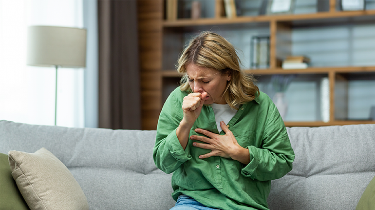 Öksürüğünüz geçmiyorsa bu yöntemleri deneyin: Evde uygulanabilecek pratik çözümler!