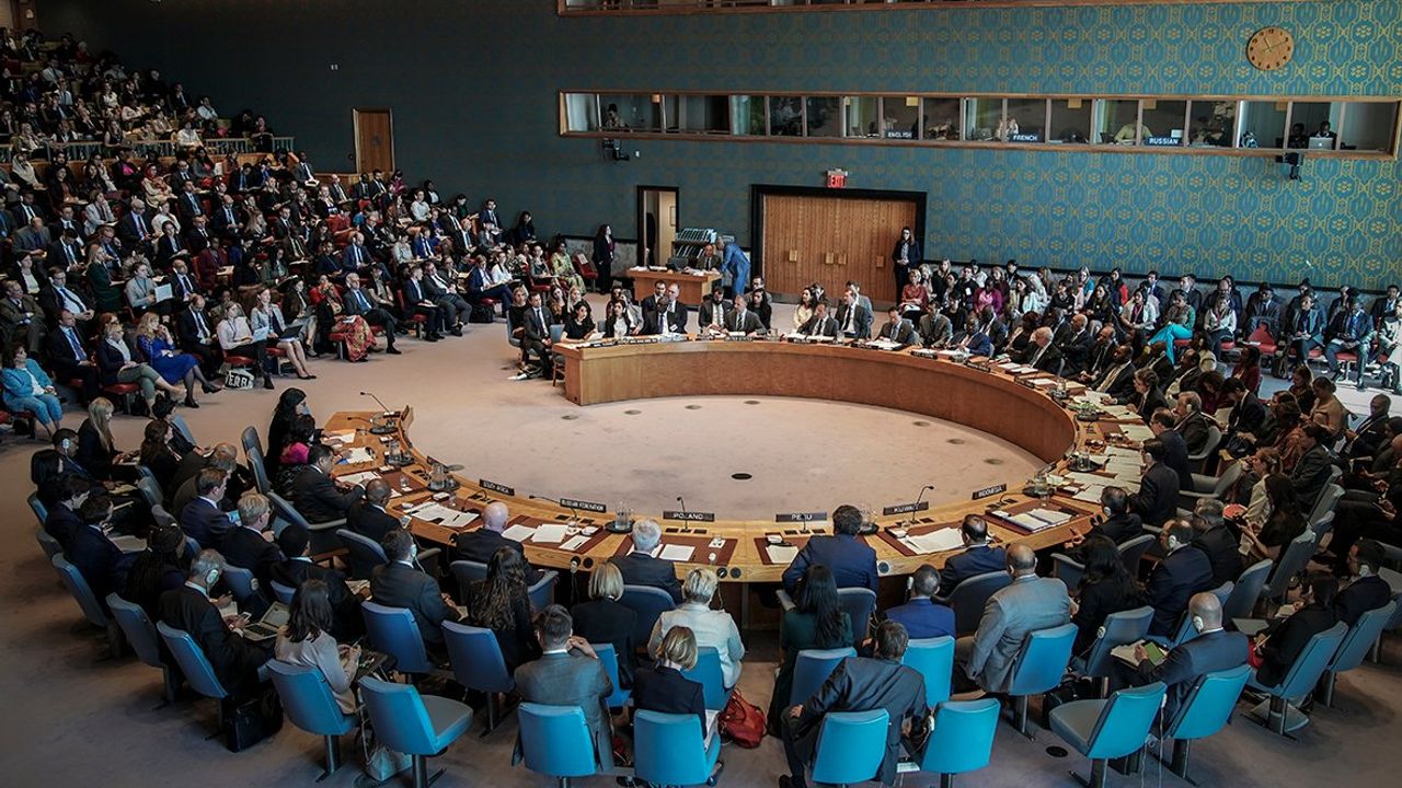 Cezayir, BM Güvenlik Konseyi’ne “Refah tasarısı” sundu