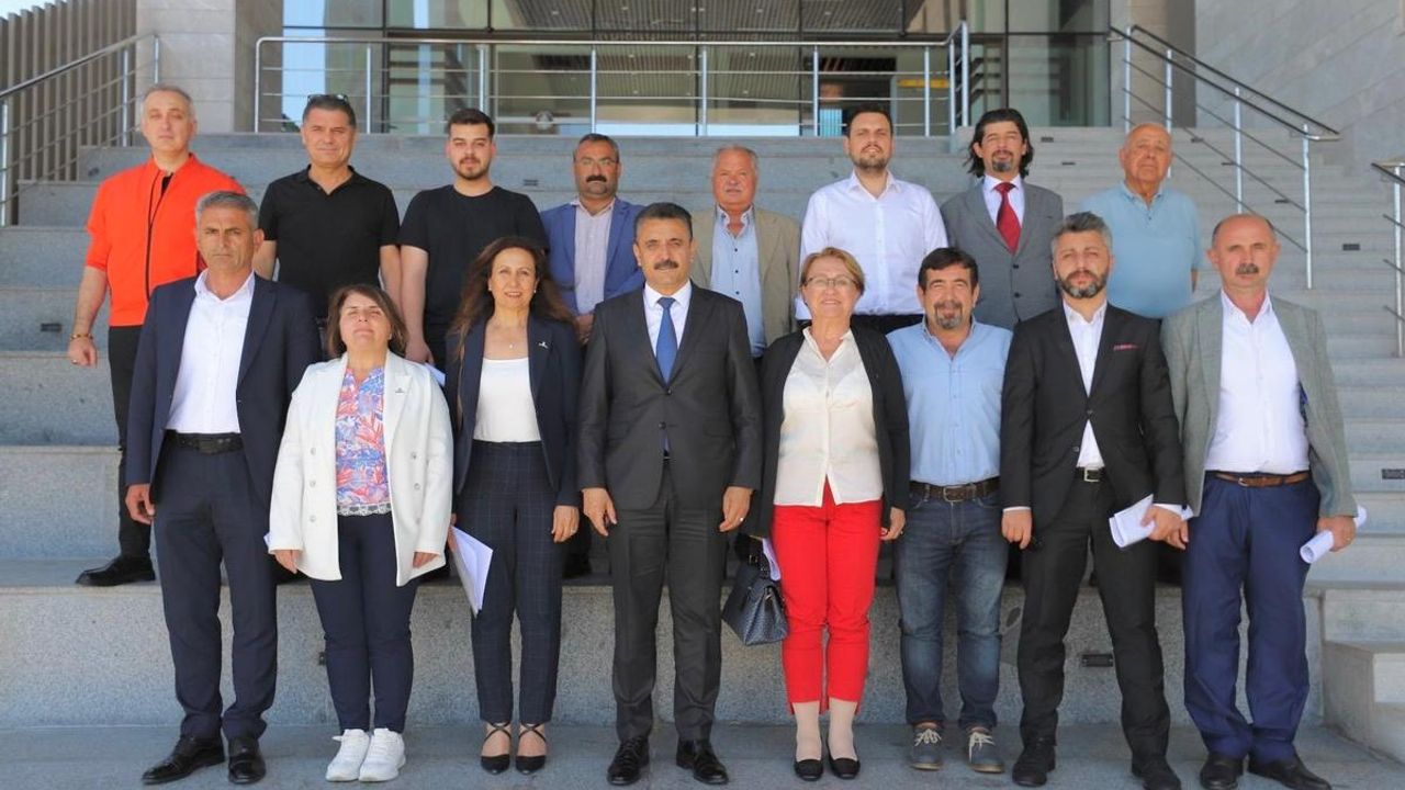 Dikili’de yeni dönemin ilk meclis toplantısı yapıldı