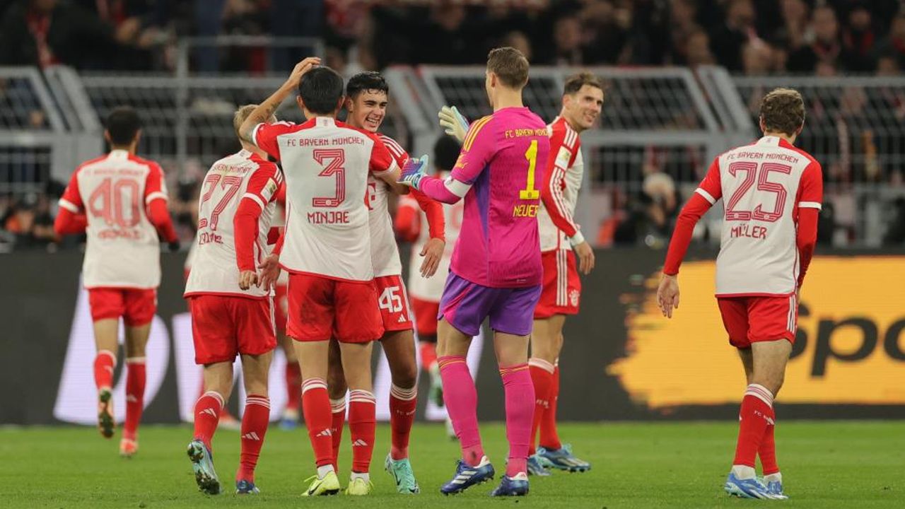 Harry Kane hat-trick yaptı, Bayern Münih coştu