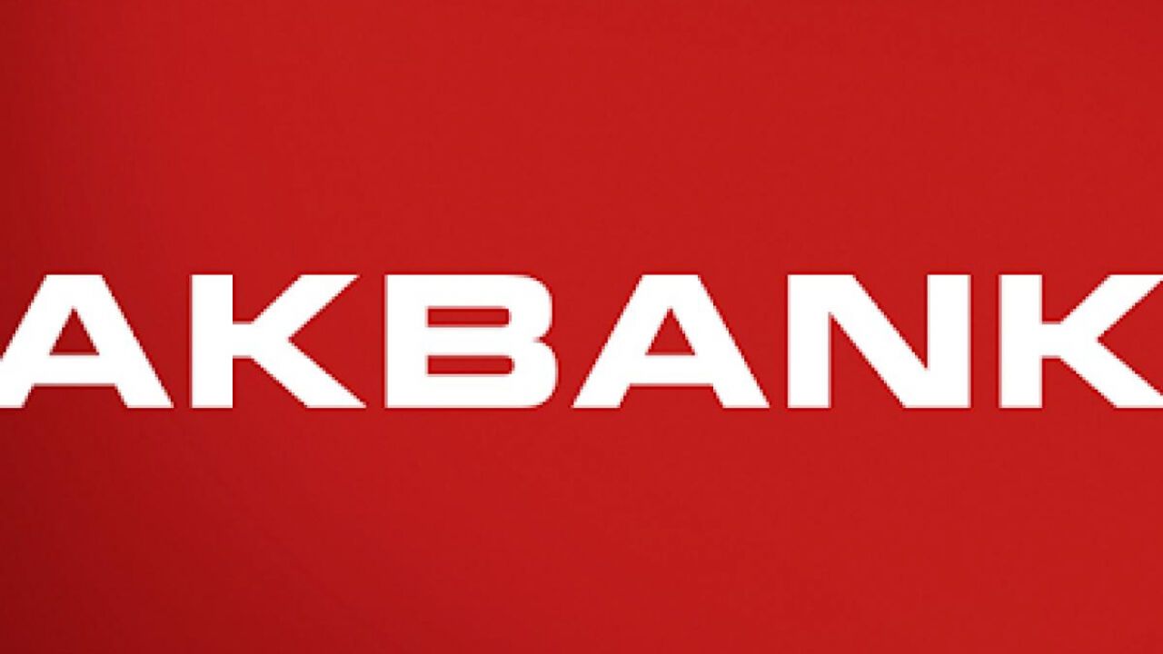 Instagram, Facebook kullananlar: Akbank duyuru yaptı, sakın bunu yapmayın