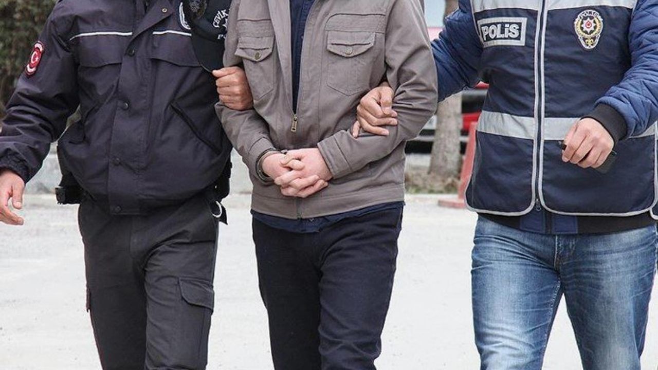İzmir’de teröre geçit yok! 9 kişi gözaltına alındı…