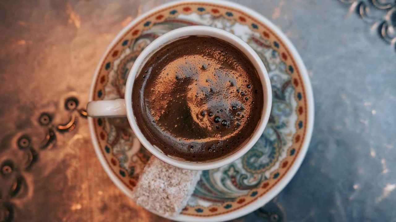 Kahve falında B harfi görmek ne anlama gelir? İşte anlamı…