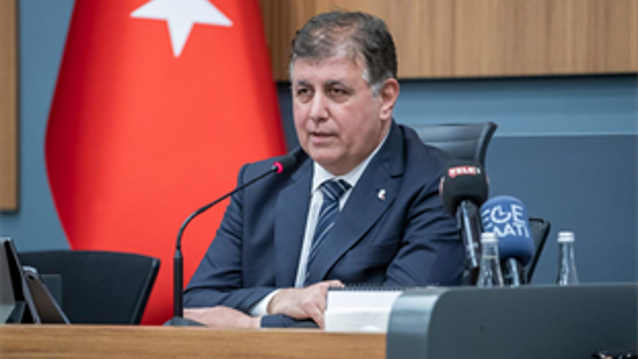 Tugay: “Otoparkı boşaltmak ve en kısa zamanda yıkmak zorundayız”