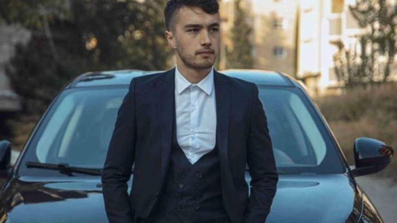 Ünlü oyuncu hastaneye kaldırıldı!