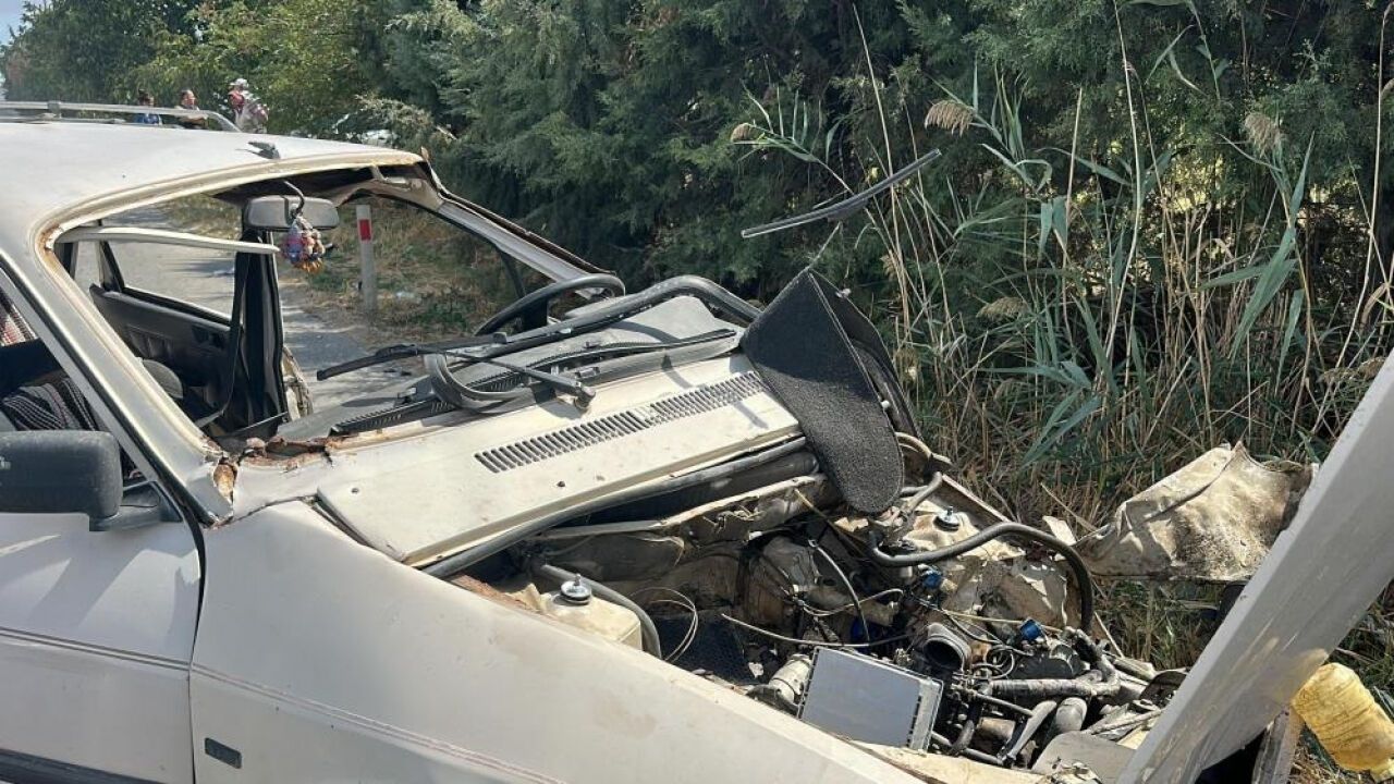 Uşak'ta trafik kazası: Ölü ve yaralılar var