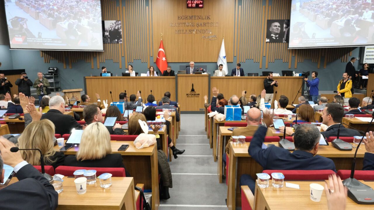 Büyükşehir Meclisi'nde 'Basmane Çukuru' kararı