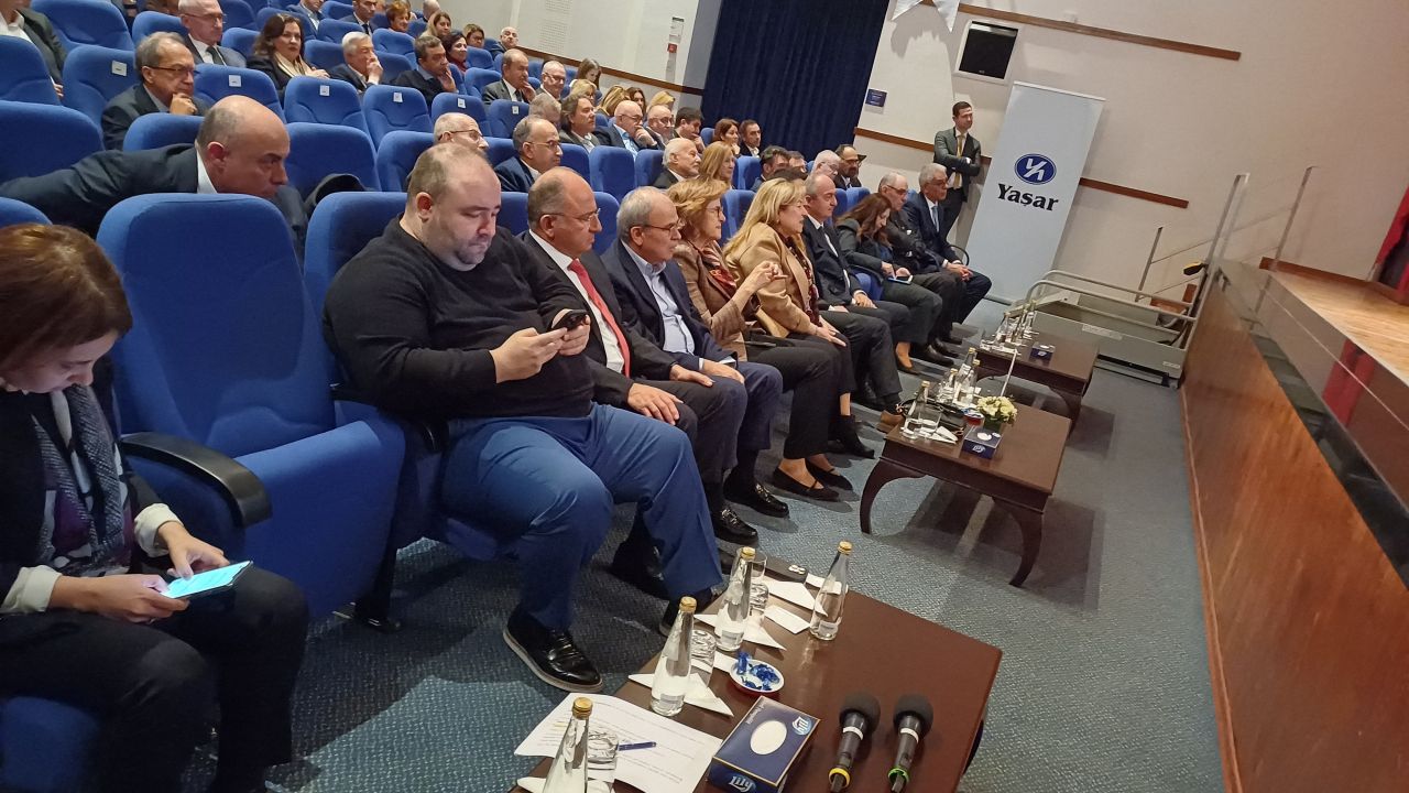 Doğumunun 100. yılında Selçuk Yaşar'ı andılar