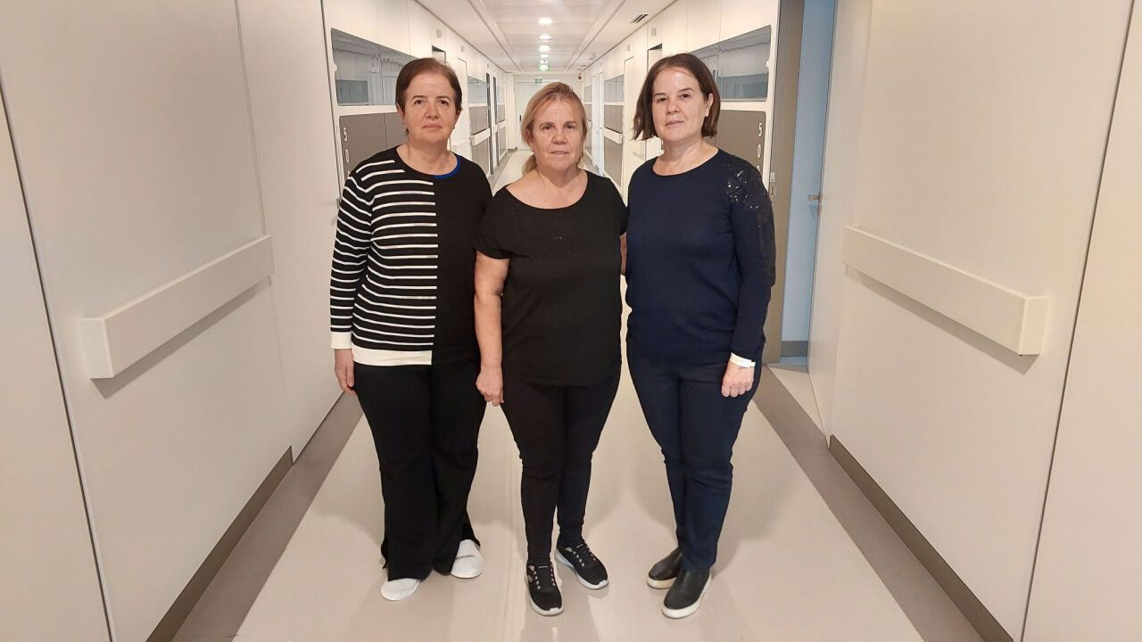 Üç kız kardeş gözlüklerden aynı gün kurtuldu