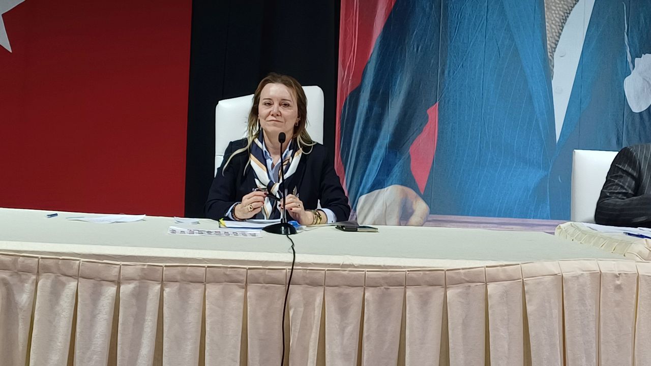 İzmirliler'in Konak'ta yaşamak istememesi meclis gündemindeydi