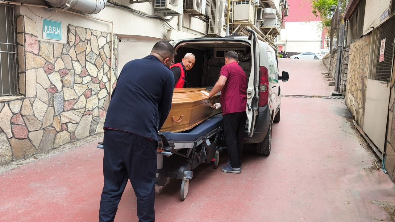 Denizli'de sokak ortasında cinayet! Eski eşini ve sevgilisini bıçakladı