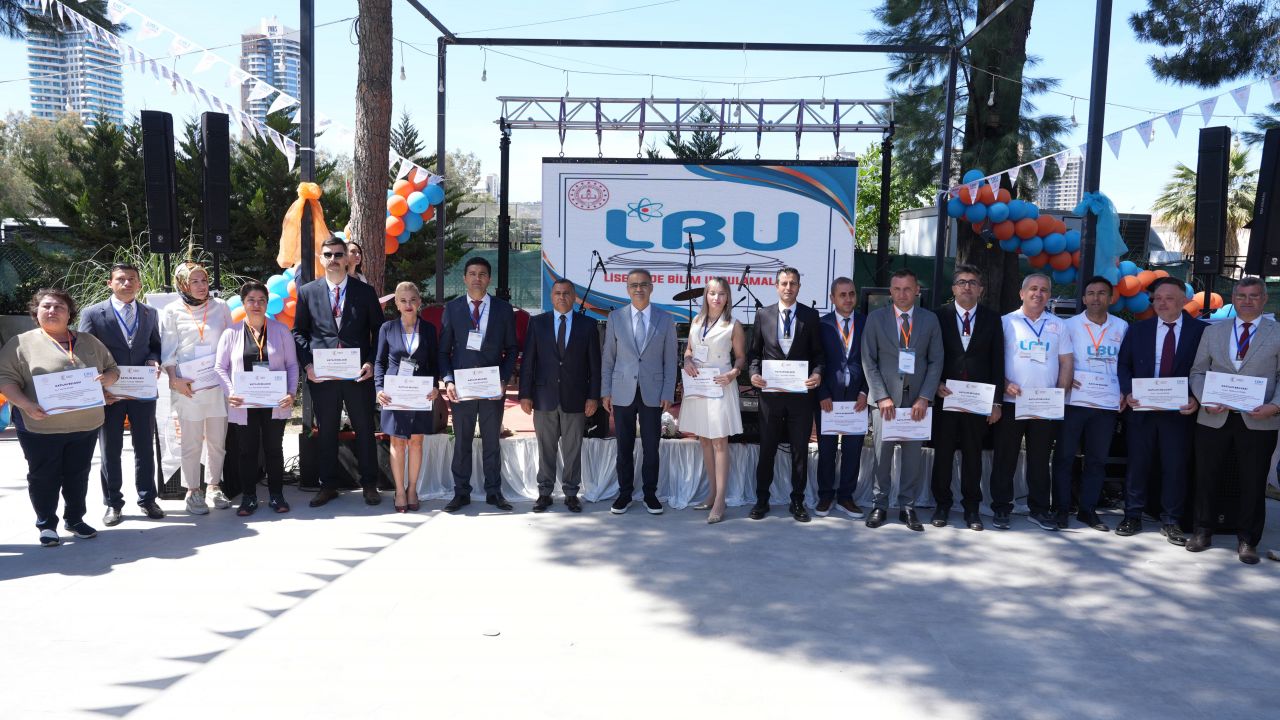 Bu sergi kaçmaz: İzmirli gençlerin bilim ve teknoloji şovu!