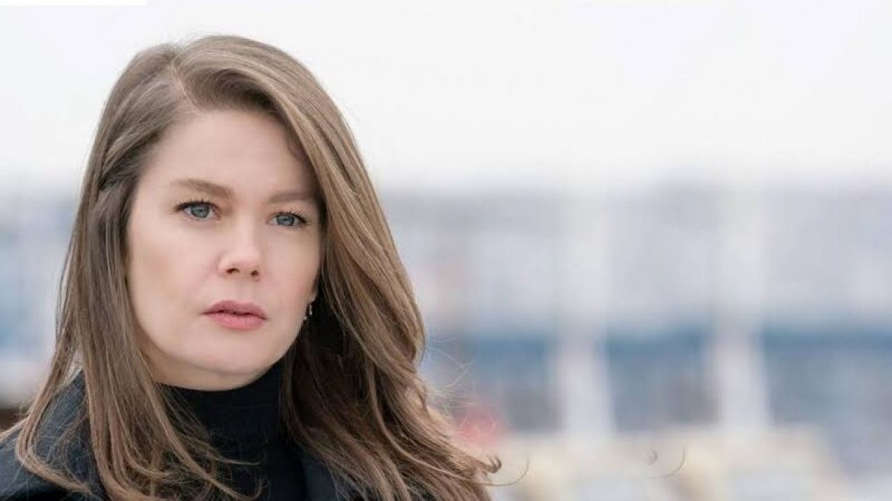 Burcu Biricik'e dolandırıcılık şoku: Yatırım tavsiyesi veren dolandırıcıları ifşa etti