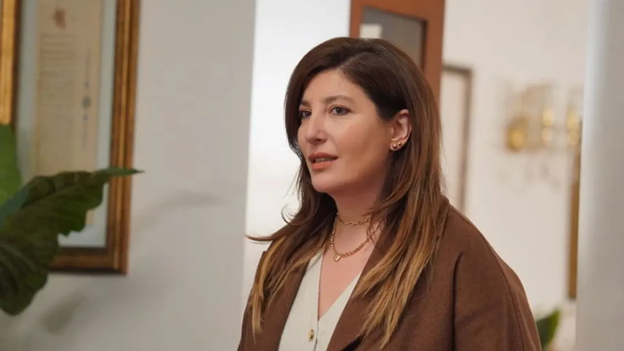 Şebnem Bozoklu: “Erkekler hep üstsüz, ben alıştım!” - Yeni İzmir | Son Dakika İzmir Haberleri