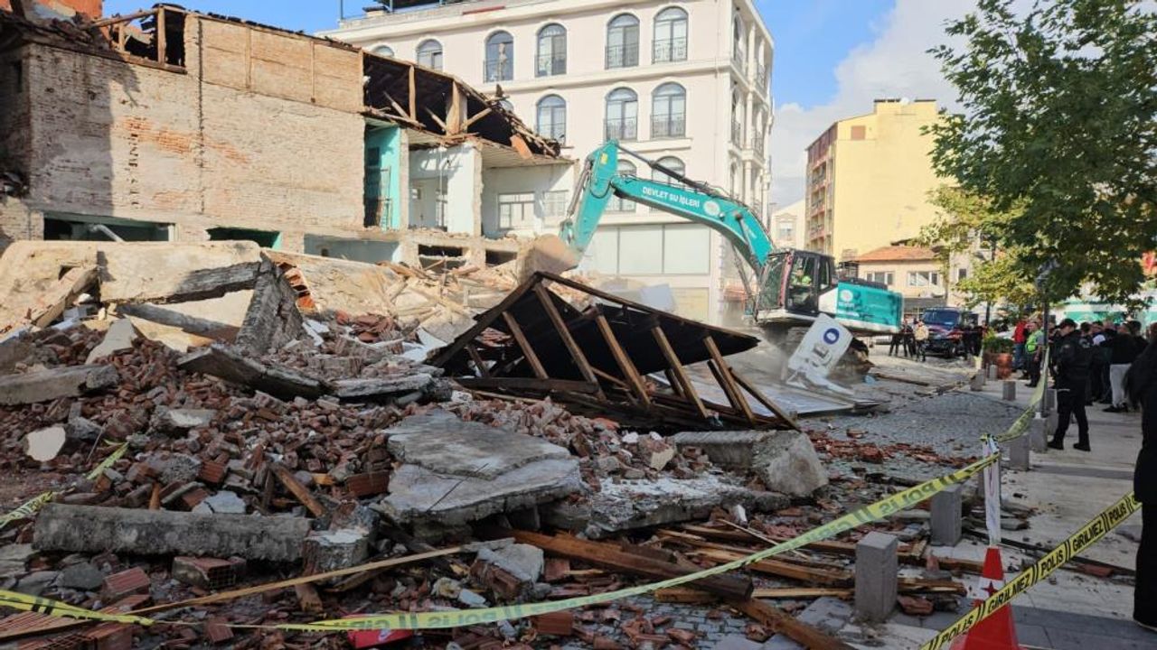 İletişim Başkanlığı duyurdu: Deprem anında bunları yapmazsanız risk altındasınız!