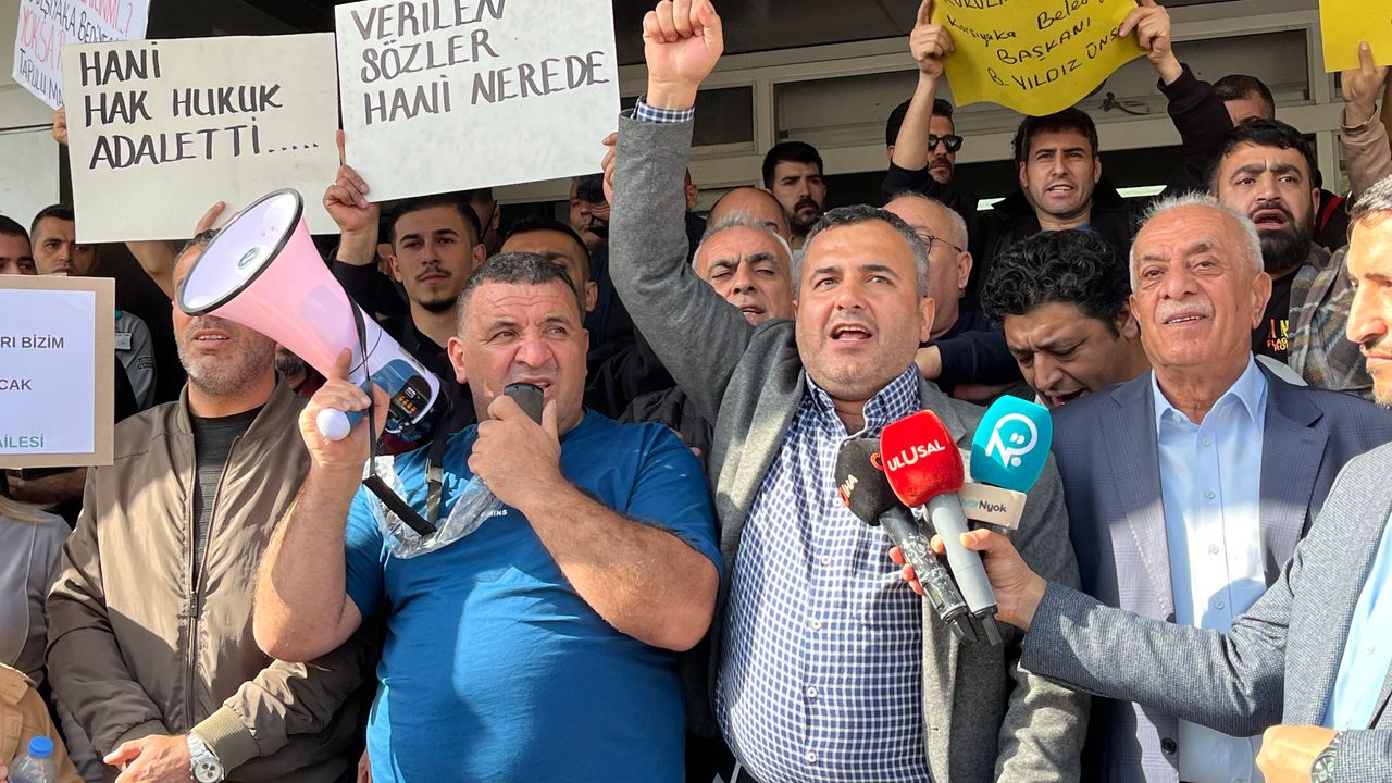 Bostanlı Pazarı özel şirkete mi devrediliyor? Karşıyaka esnaftan büyük tepki