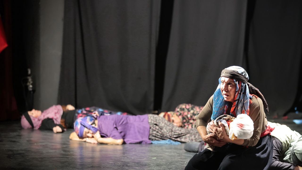 İzmir’de Kuvayi Milliye ruhu sahneye taşındı