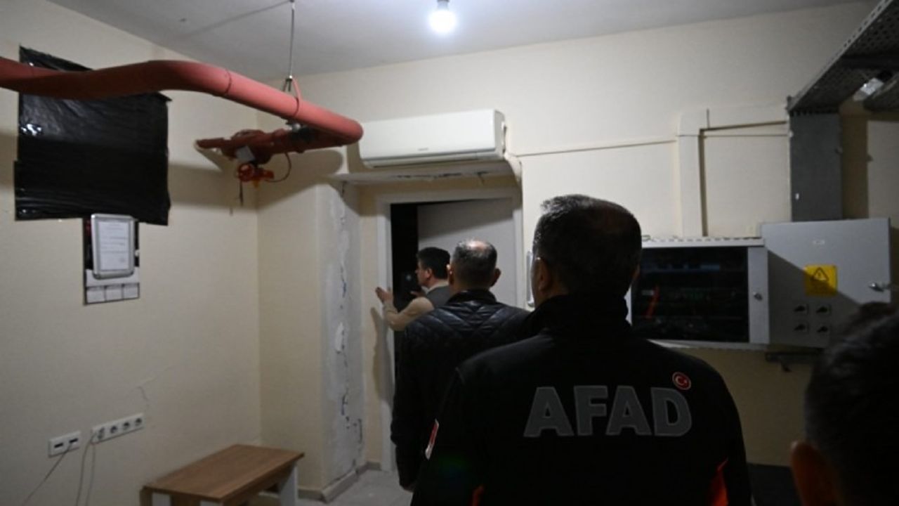 Manisa’da Sındırgı depremi sonrası hasar raporu!