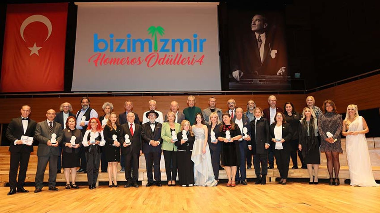 İzmir’de sanat ve kültür zirvesi: Bizimizmir Homeros Ödülleri 4. kez sahiplerini buldu