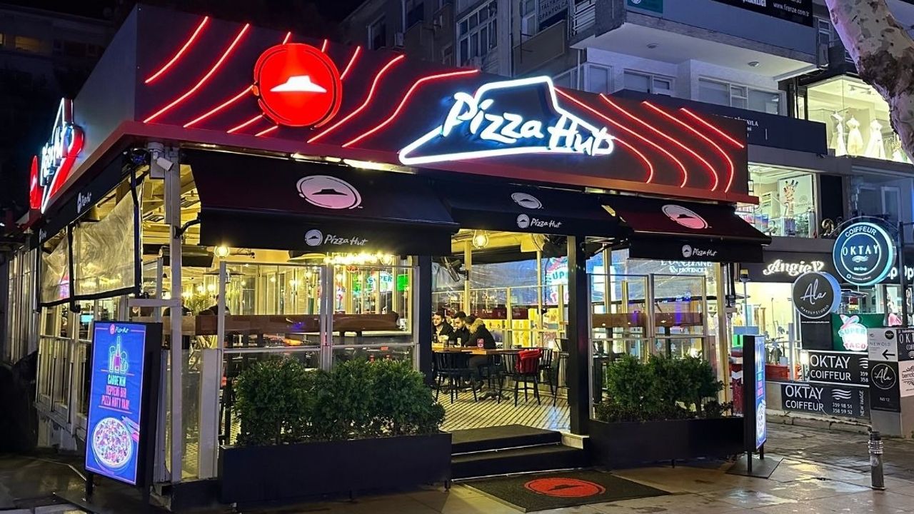 Pizza Hut, iflasın eşiğinde! 68 restoranını kapatıyor, 1.200 kişi işsiz kalacak