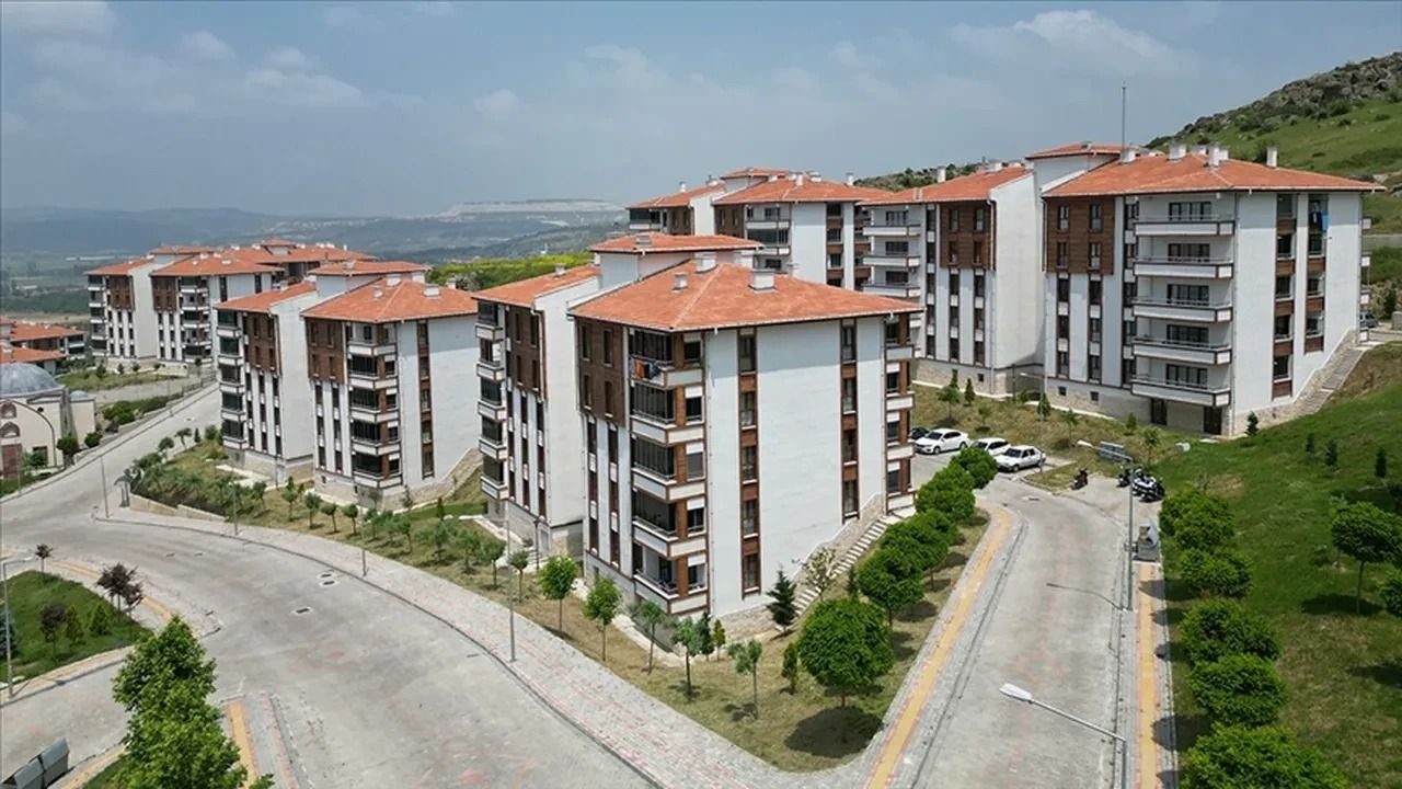 TOKİ’den ev almak isteyenler bu habere dikkat! Taksit tutarları açıklandı