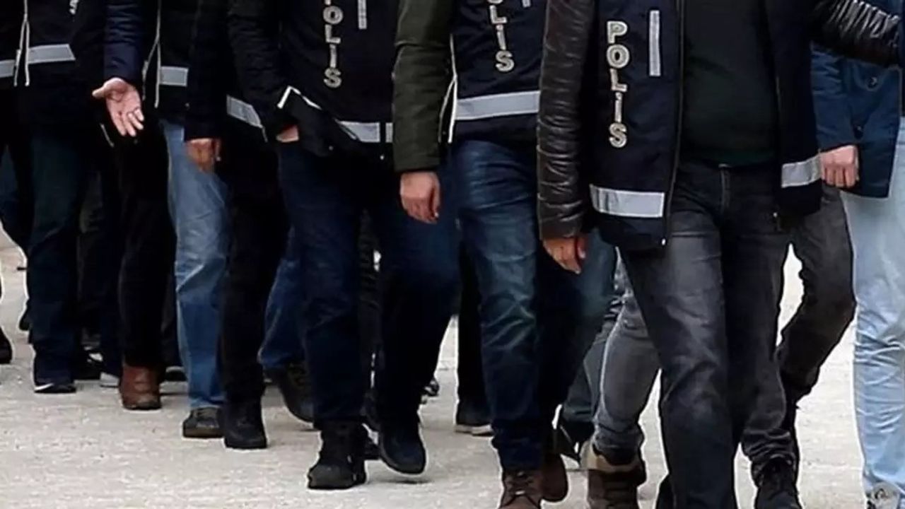 Bakan Yerlikaya duyurdu: Tonlarca uyuşturucu ele geçirildi!
