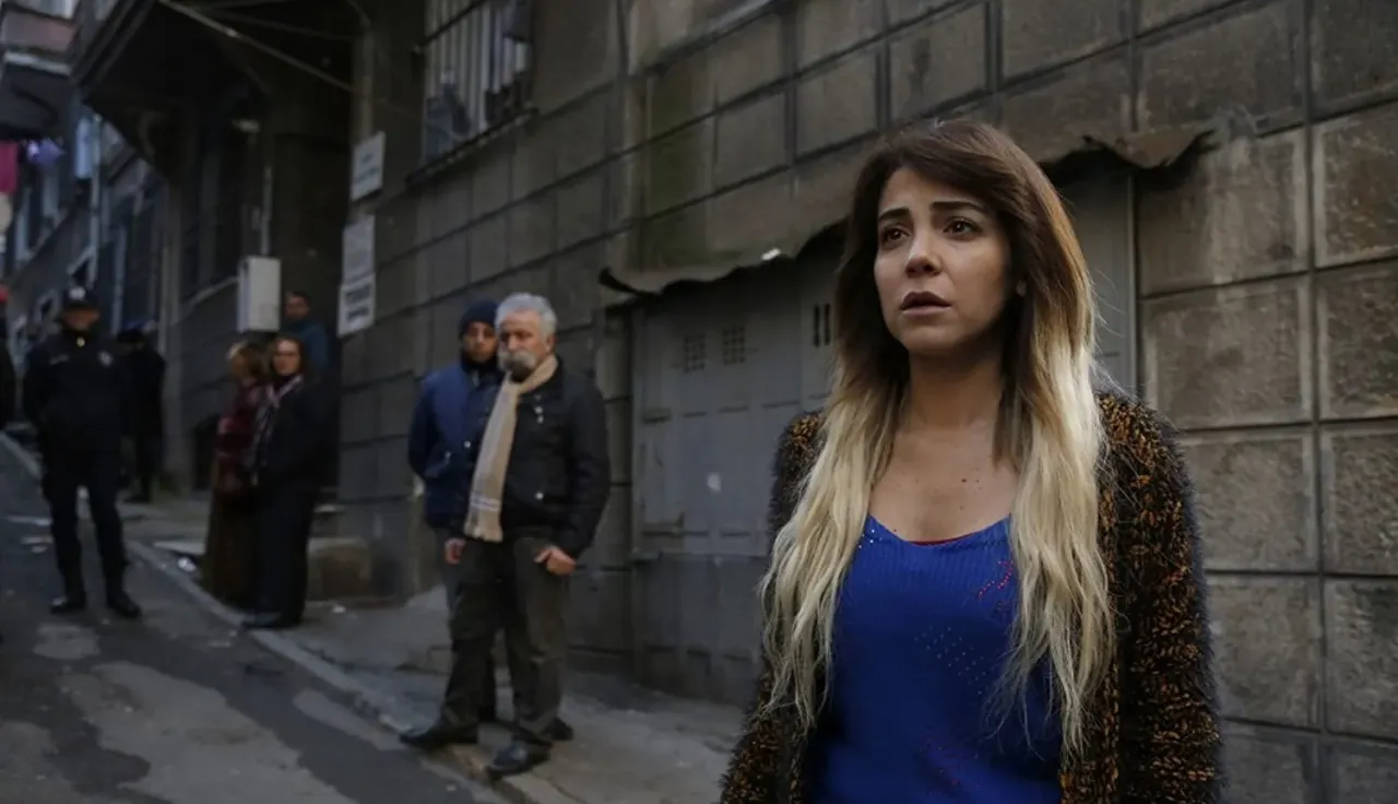 Gökçe Eyüboğlu kimdir?