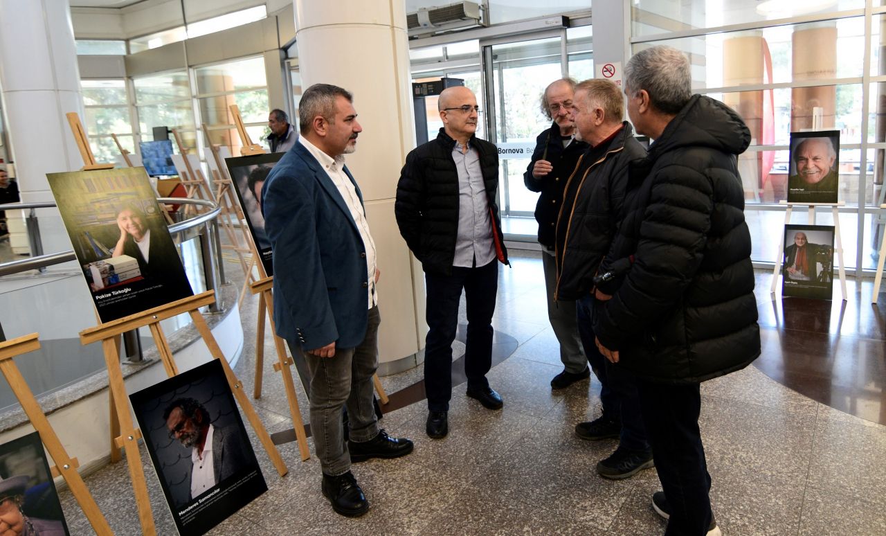 İzmir'de 60 portre, sayısız hikaye