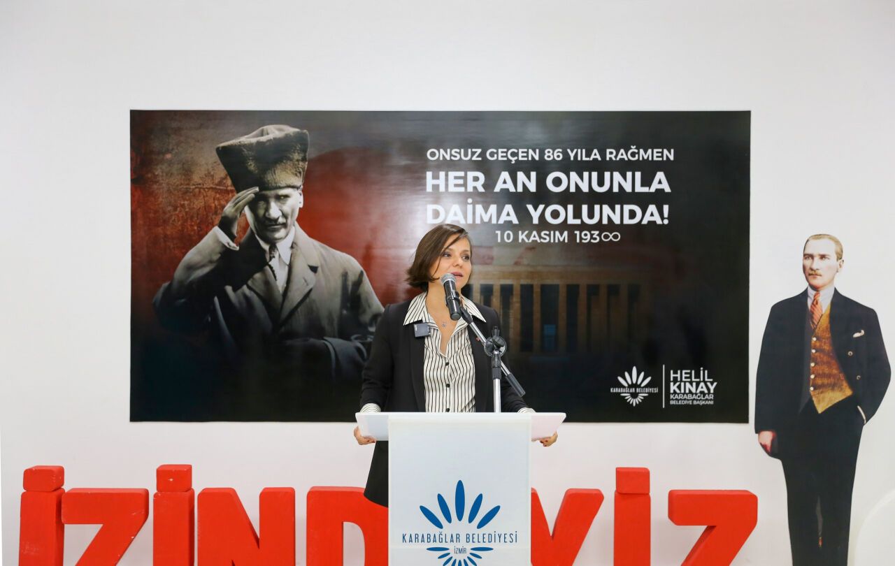 İzmir'de Karabağlar'da Atatürk'e vefa