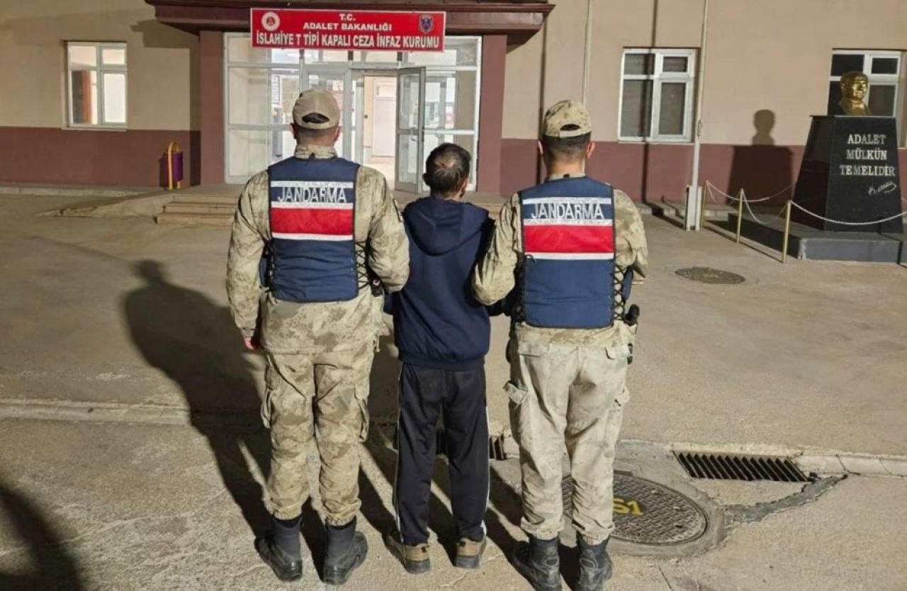 Zehir tacirlerine jandarmadan operasyon: Ele geçirilenler pes dedirtti