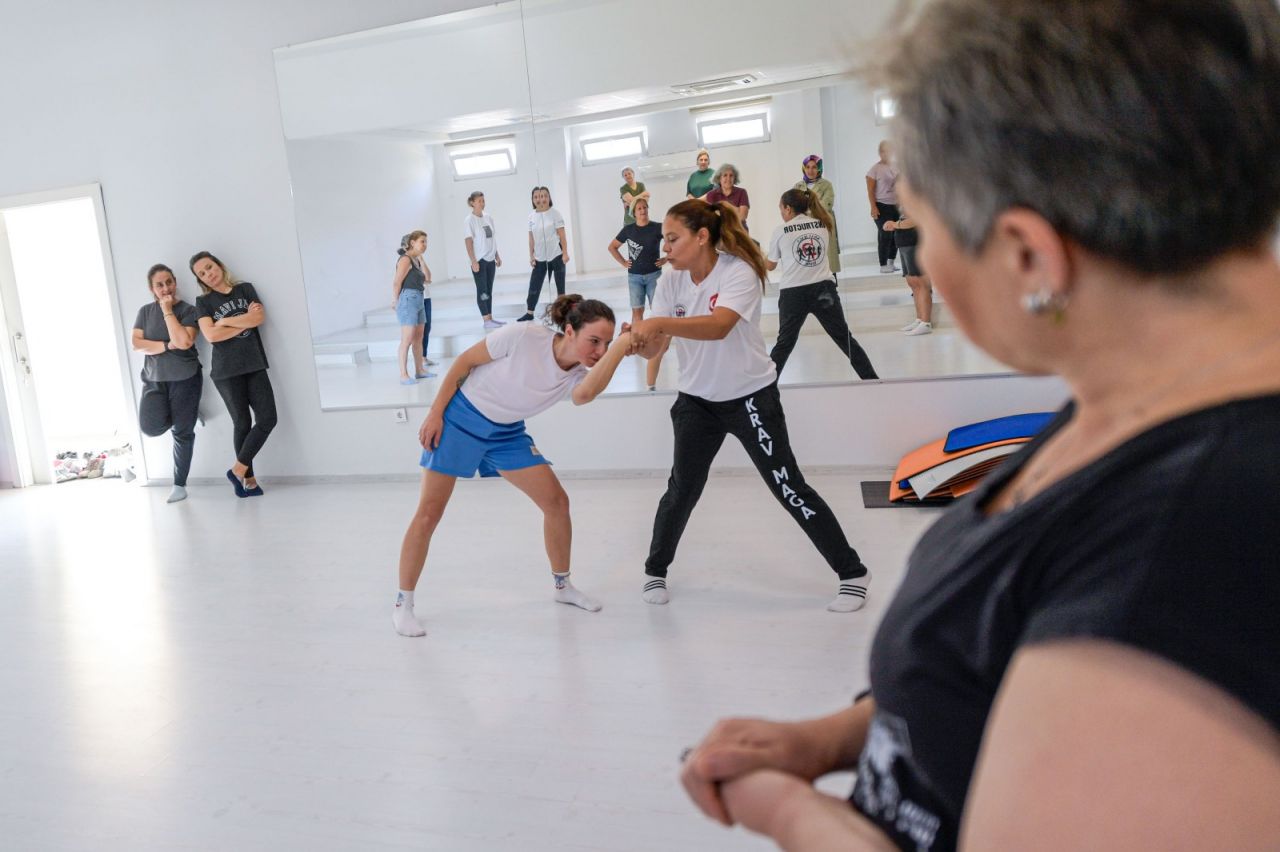 İzmir'de Temel Savunma Atölyesi başlatıldı!