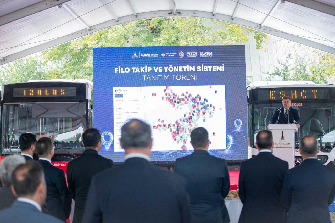 İzmir'de dijital ulaşım dönemi başlıyor