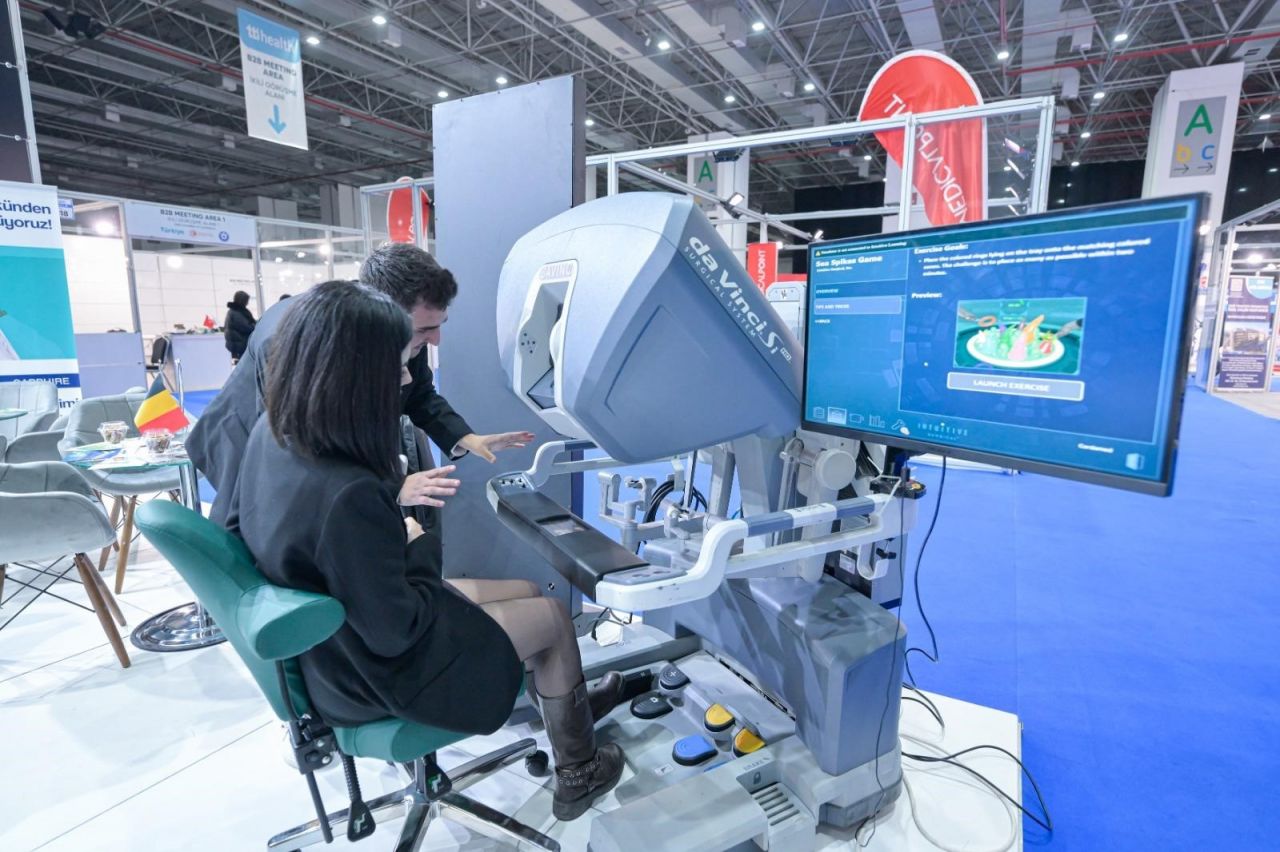 İzmir, küresel turizm ve sağlık sektörlerinin buluşma noktası oldu