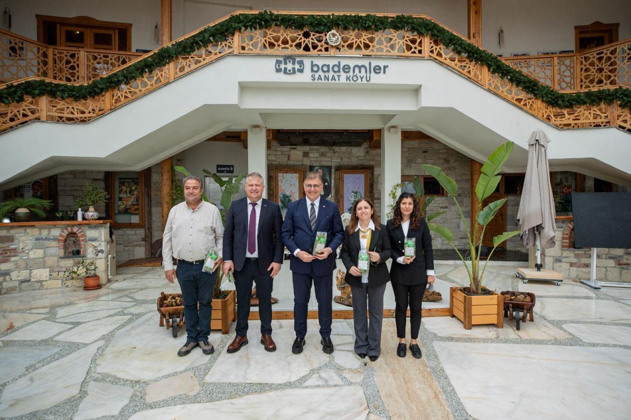 0 Kalorili tatlandırıcı şeker otuna Cemil Tugay desteği