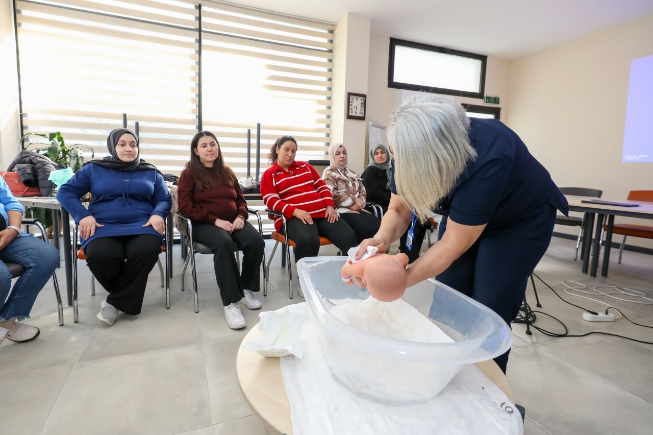 Doğuma hazır mısınız? Gebe okulu kayıtları başladı