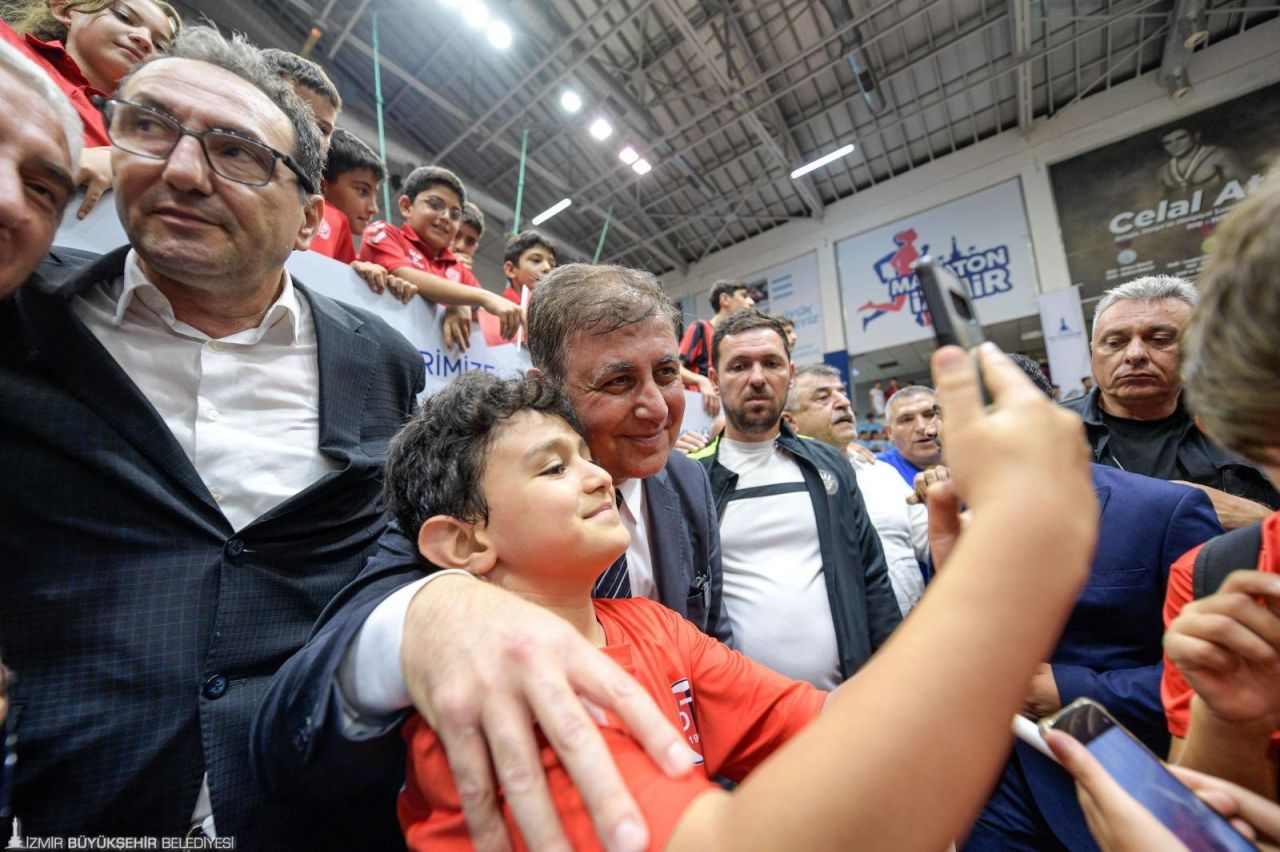 İzmir Büyükşehir madalya peşinde