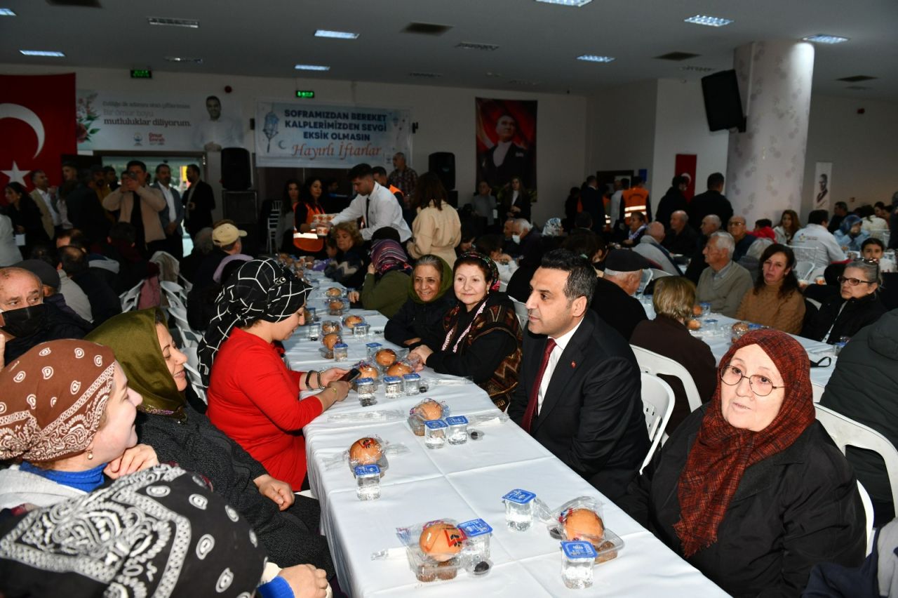 İftar masası uzadıkça birlik pekişti