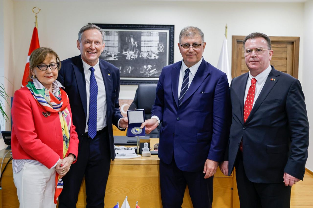 İzmir'den Bosna-Hersek'e büyük fuar daveti!