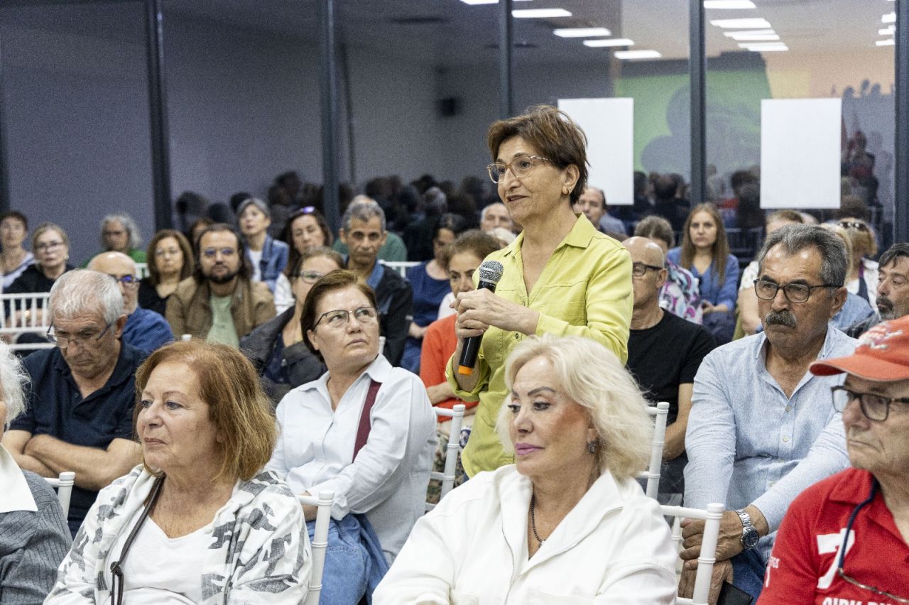 'Cadı' bu kez Karşıyaka'da