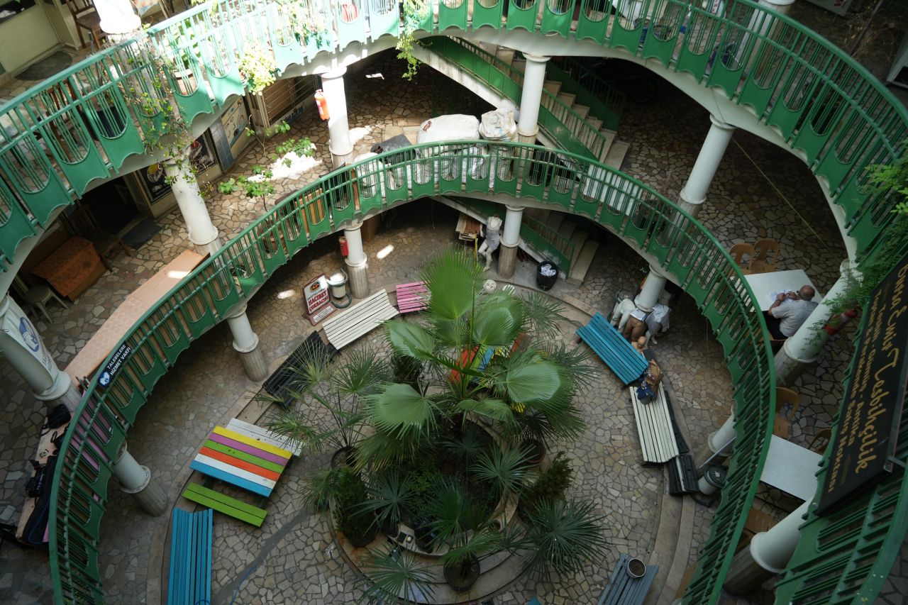 Ahşap Han, turistlerin gözdesi oldu