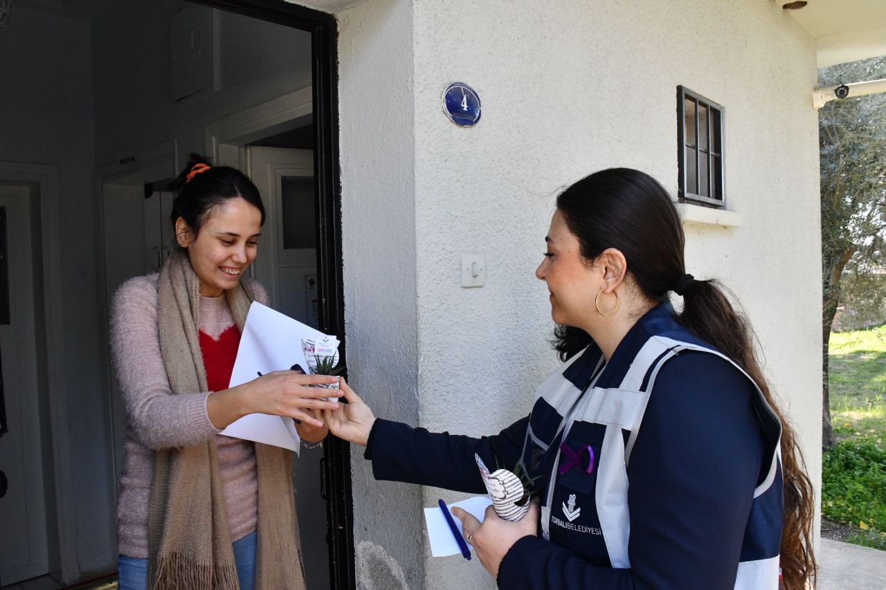 Öğretmenler Günü'nde Torbalı'da eğitim seferberliği