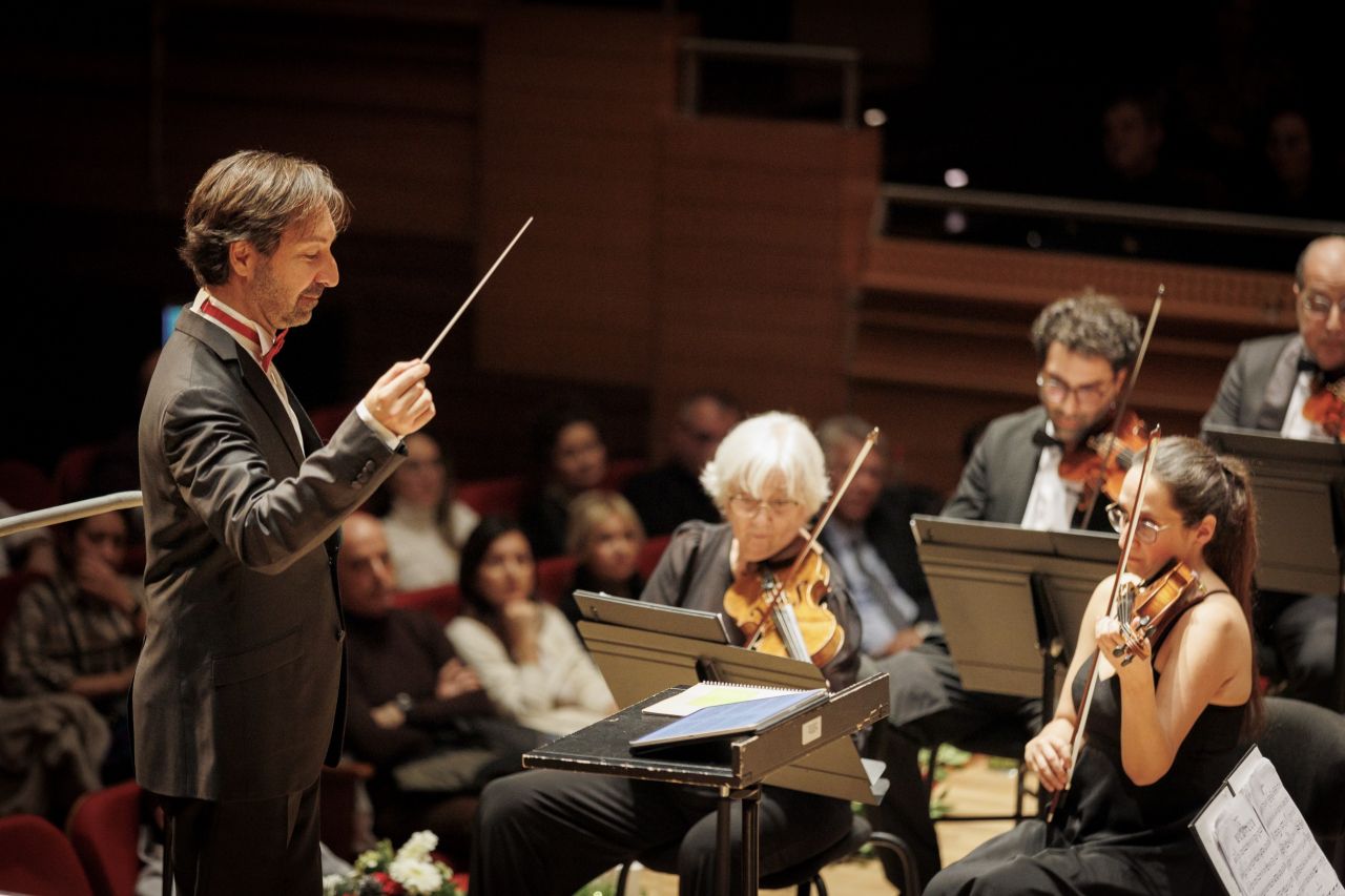 Dünyaca ünlü müzisyenlerden yeni yıl konseri