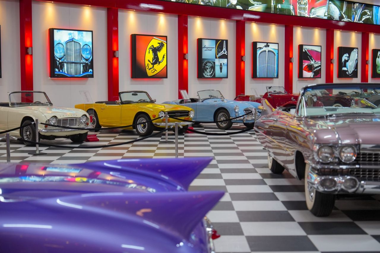 İzmir'in otomobil tutkunları için bir cennet : KEY Museum