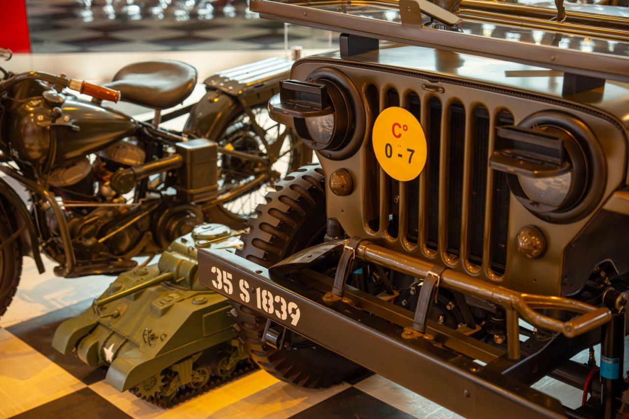 İzmir'in otomobil tutkunları için bir cennet : KEY Museum